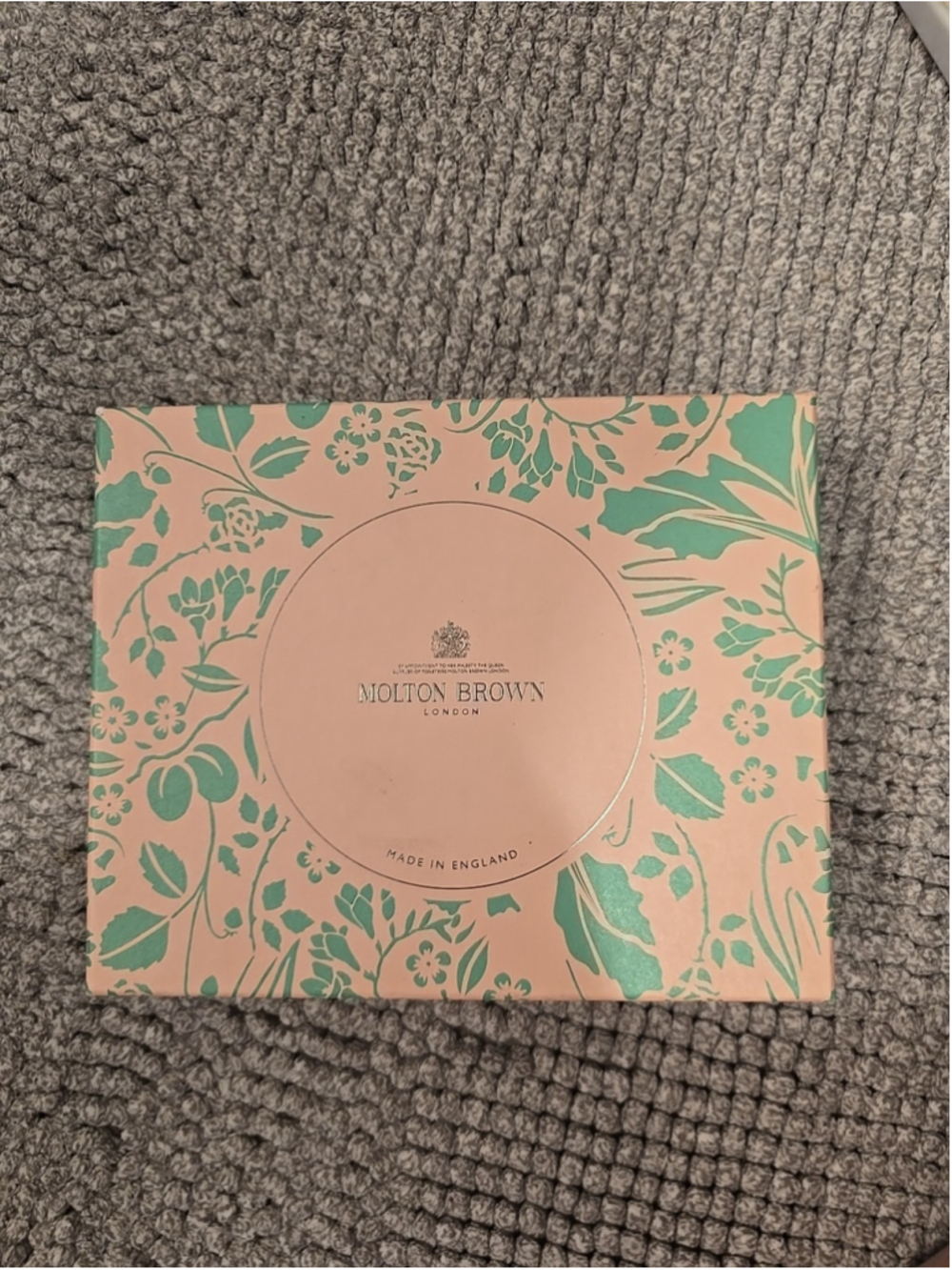 MOLTON BROWN Heavenly Gingerlily Hand & Body Care Trio Gift Set - Picture 5 of 7